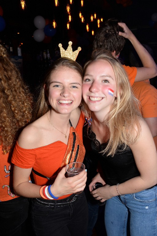 ../Images/Koningsnacht 2019 in VdG 081.jpg